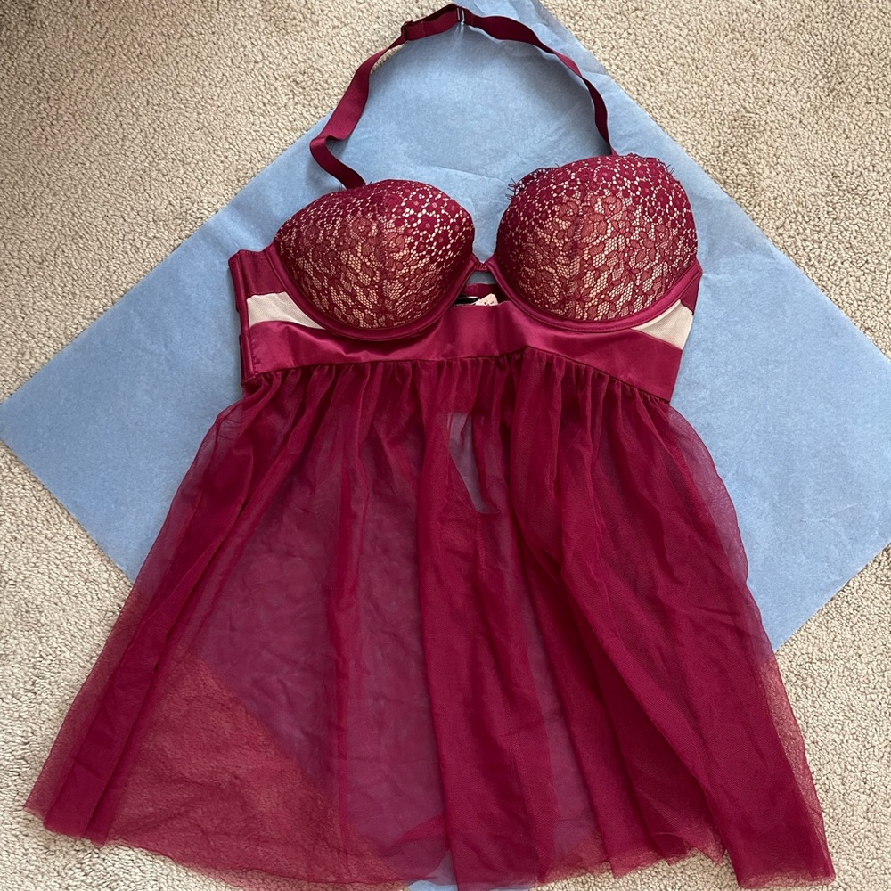 NWT! Victoria’s Secret // Maroon Lingerie Slip + Thong // size: 34C
